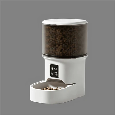 How does a Smart Pet Feeder handle food waste?
